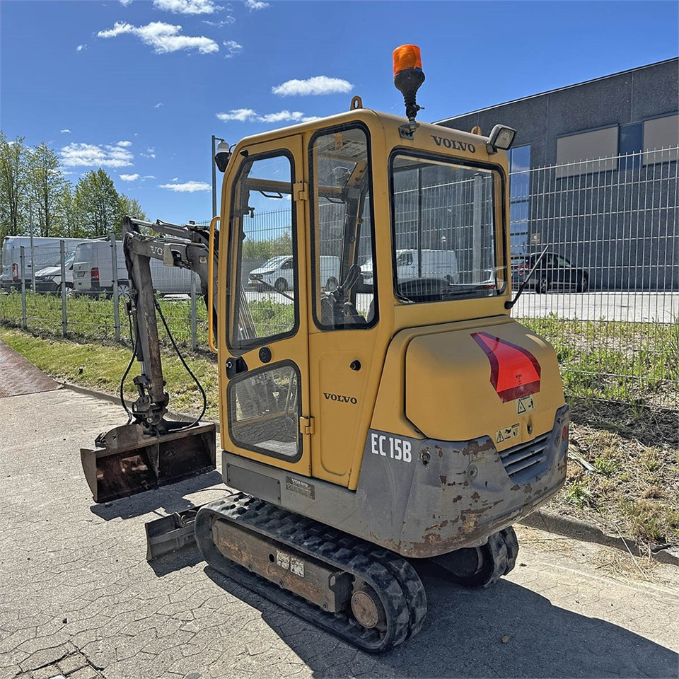 Volvo EC15 B - Mini escavadeira: foto 4 Volvo EC15 B - Mini escavadeira: foto 4