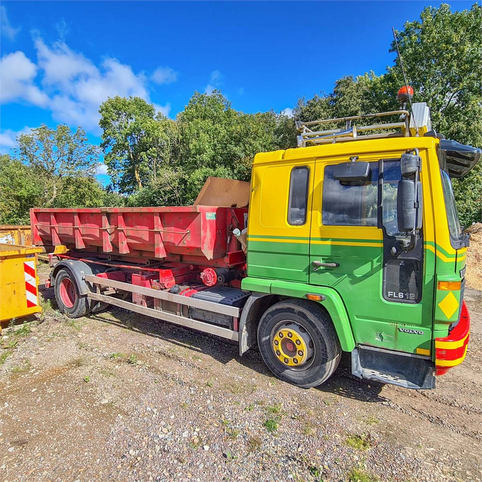 Volvo FL612 - Camião com sistema de cabo: foto 5 Volvo FL612 - Camião com sistema de cabo: foto 5