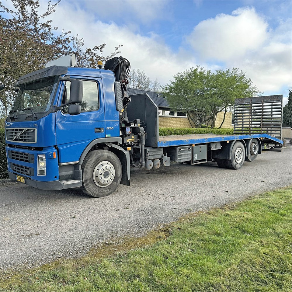 Volvo FM 330 6x2 - Caminhão reboque: foto 1 Volvo FM 330 6x2 - Caminhão reboque: foto 1