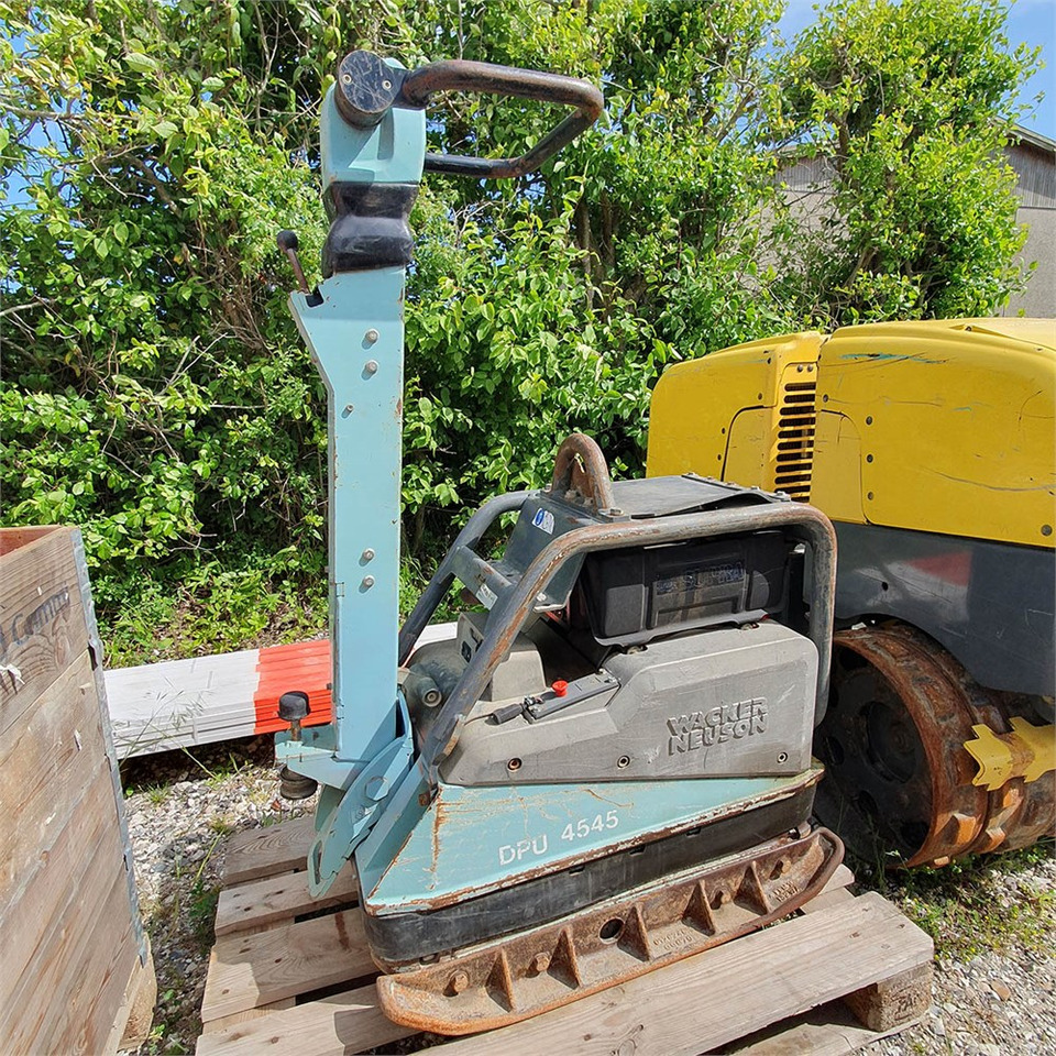 Wacker Neuson DPU4545 - Placas vibratórias: foto 1 Wacker Neuson DPU4545 - Placas vibratórias: foto 1