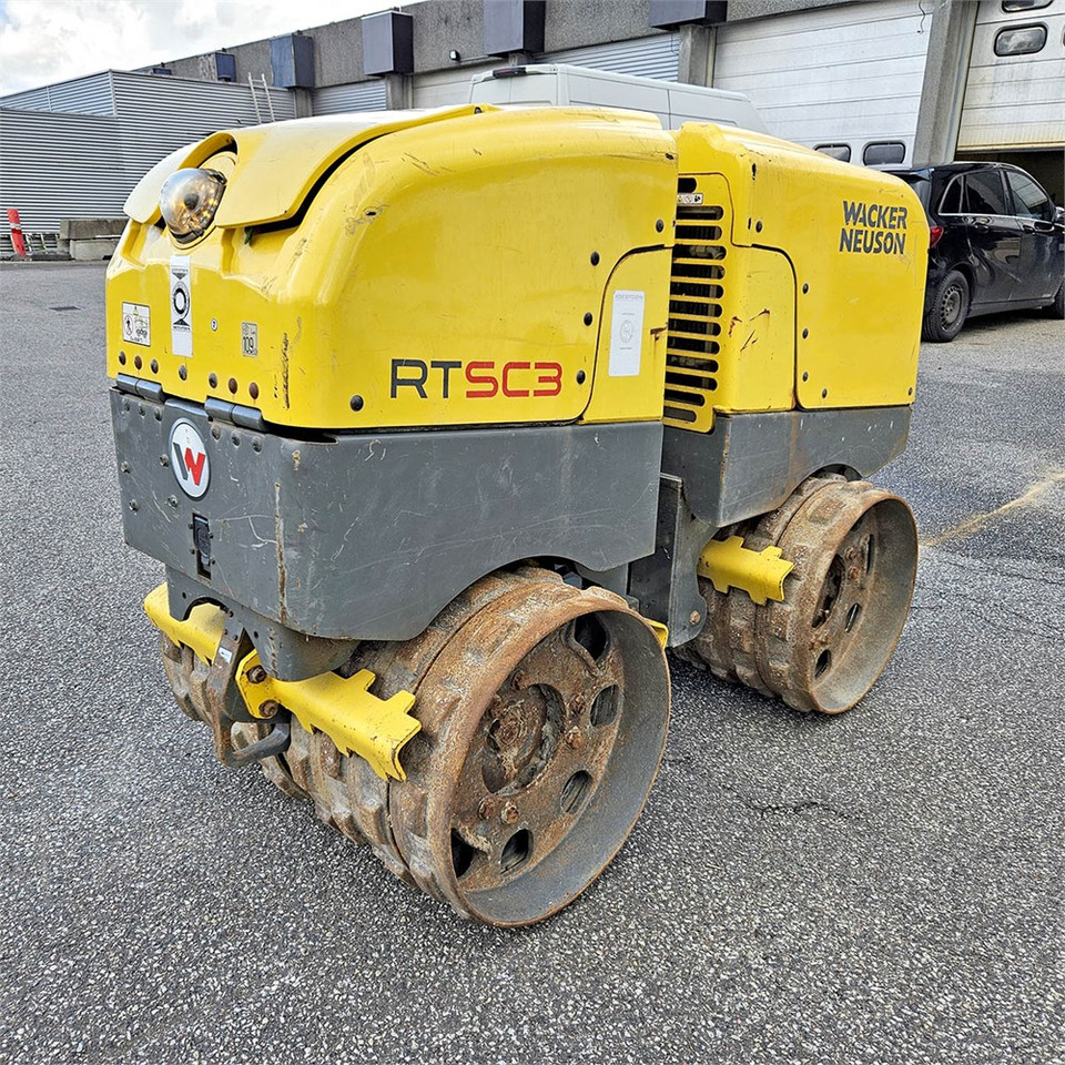 Wacker Neuson RT SC3 - Compactador pequeno de asfalto: foto 1 Wacker Neuson RT SC3 - Compactador pequeno de asfalto: foto 1