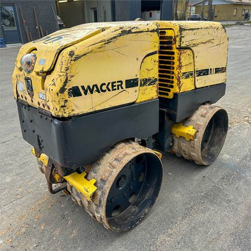 Wacker Neuson RT82 SC2 - Compactador pequeno de asfalto: foto 1 Wacker Neuson RT82 SC2 - Compactador pequeno de asfalto: foto 1