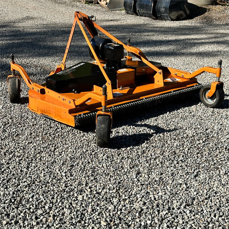 Woods PRD 7200 - Máquina para produção de feno: foto 1 Woods PRD 7200 - Máquina para produção de feno: foto 1
