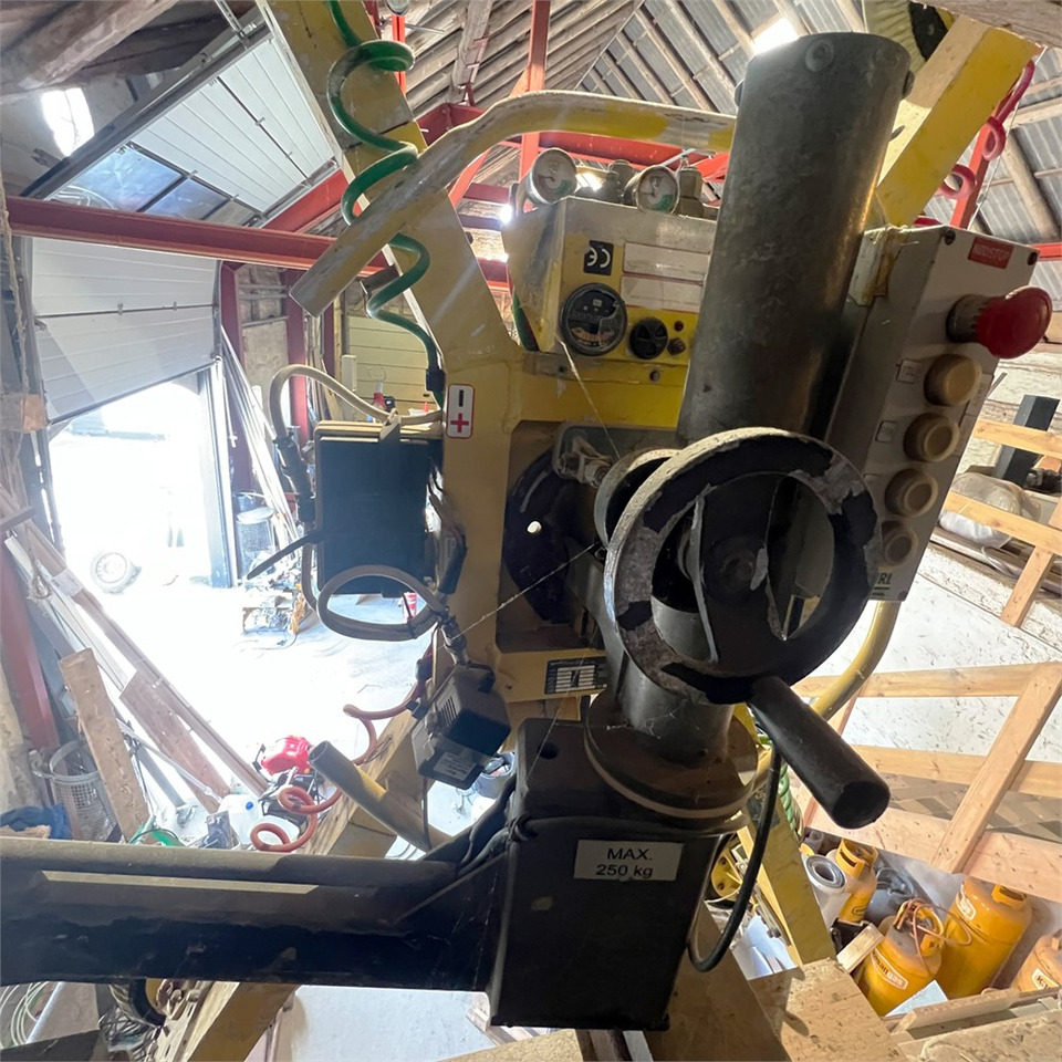 Empilhador telescópico Woods Powr Grip MRT 411 LDC: foto 9 Empilhador telescópico Woods Powr Grip MRT 411 LDC: foto 9