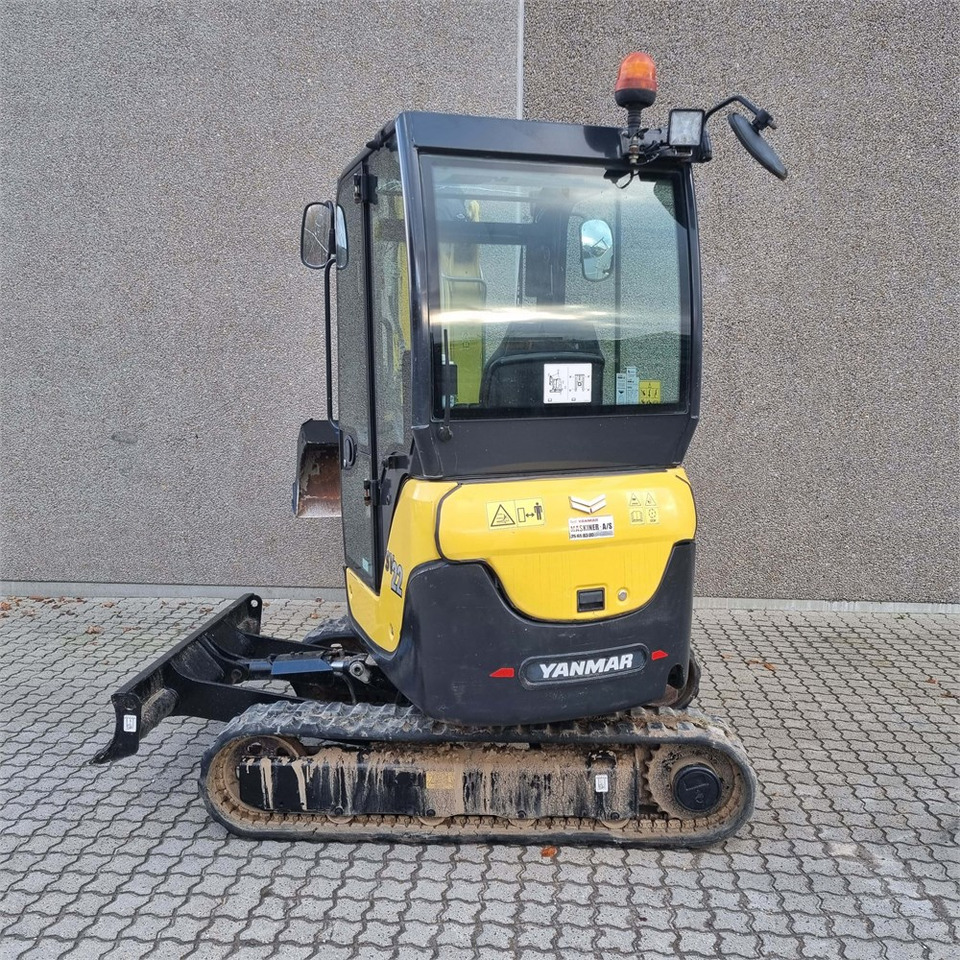 Yanmar SV22 - Mini escavadeira: foto 4 Yanmar SV22 - Mini escavadeira: foto 4