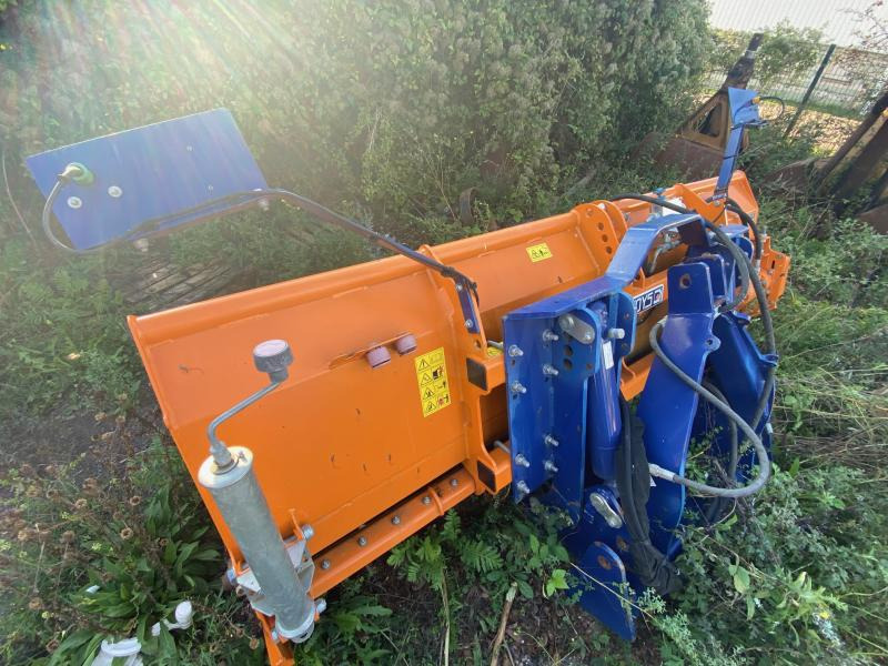 DESVOY GODET EPANDEUR 2M50 - Espalhador de areia/ Sal: foto 2 DESVOY GODET EPANDEUR 2M50 - Espalhador de areia/ Sal: foto 2