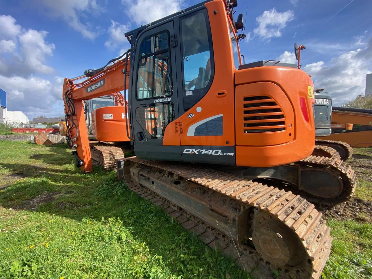 Doosan DX 140 LCR-5 - Escavadora de rastos: foto 2 Doosan DX 140 LCR-5 - Escavadora de rastos: foto 2