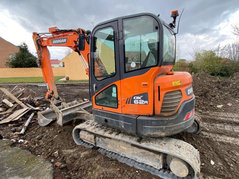 Doosan DX 62R-3 - Mini escavadeira: foto 4 Doosan DX 62R-3 - Mini escavadeira: foto 4