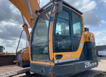 Escavadora de rastos Hyundai ROBEX 235 LCR-9A: foto 1