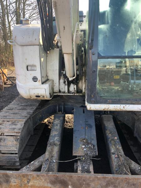Kobelco SK 75SR-3E - Mini escavadeira: foto 4 Kobelco SK 75SR-3E - Mini escavadeira: foto 4