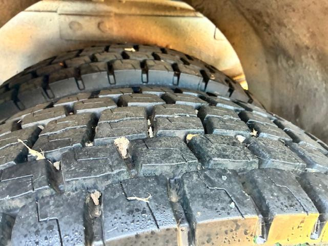 Camião polibenne, Camião grua Nissan ATLEON 150.25: foto 17 Camião polibenne, Camião grua Nissan ATLEON 150.25: foto 17