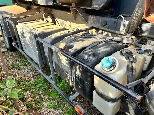 Camião polibenne, Camião grua Nissan ATLEON 150.25: foto 20 Camião polibenne, Camião grua Nissan ATLEON 150.25: foto 20