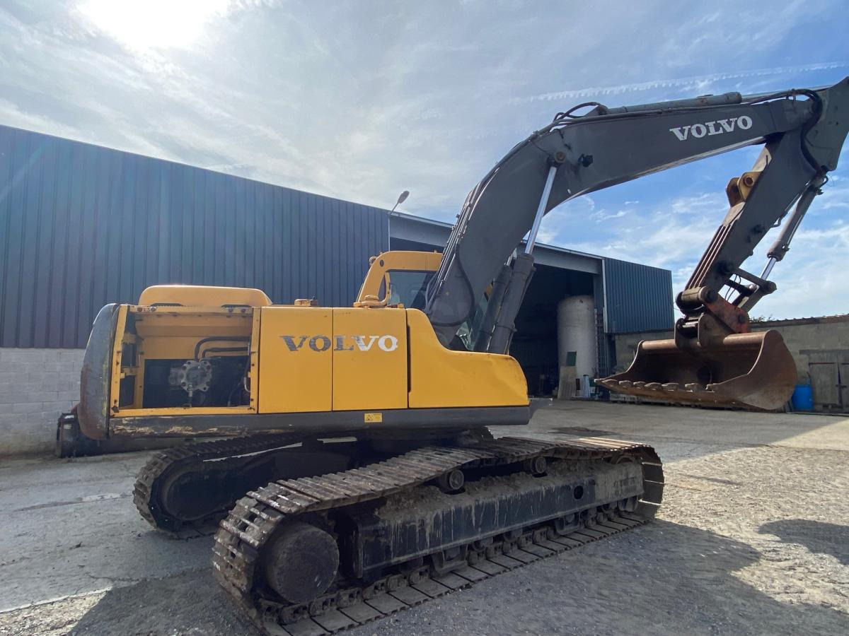 Volvo EC210 LC - Escavadora de rastos: foto 3 Volvo EC210 LC - Escavadora de rastos: foto 3