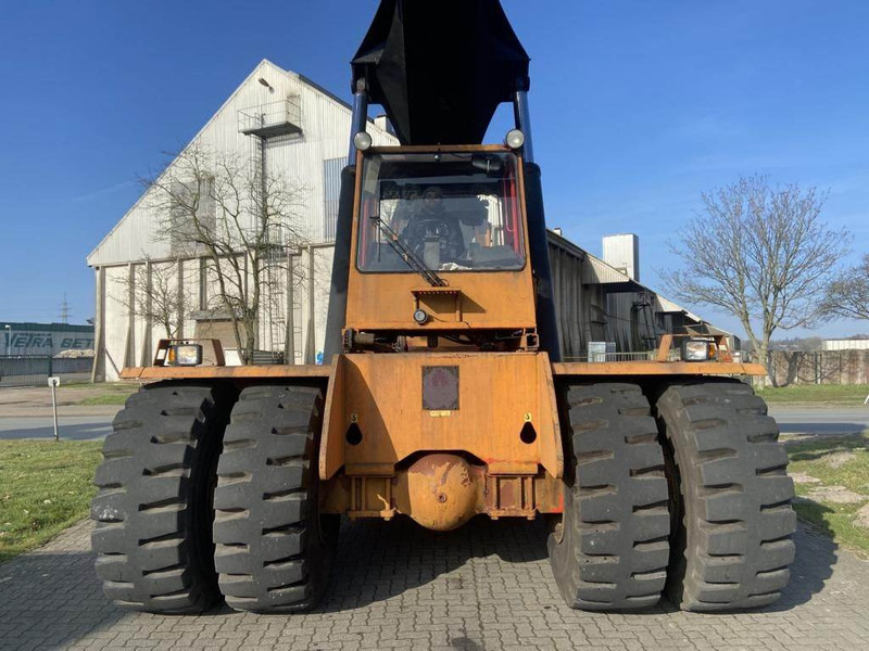 Kalmar DC4560RC4 - Reachstacker porta contentores: foto 3 Kalmar DC4560RC4 - Reachstacker porta contentores: foto 3