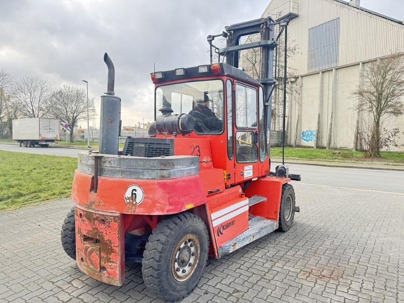 Kalmar DCD80-6 - Empilhador a diesel: foto 4 Kalmar DCD80-6 - Empilhador a diesel: foto 4