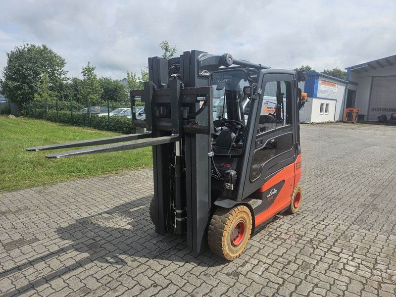 Linde E25-01 UVV - Empilhador elétrico: foto 1 Linde E25-01 UVV - Empilhador elétrico: foto 1