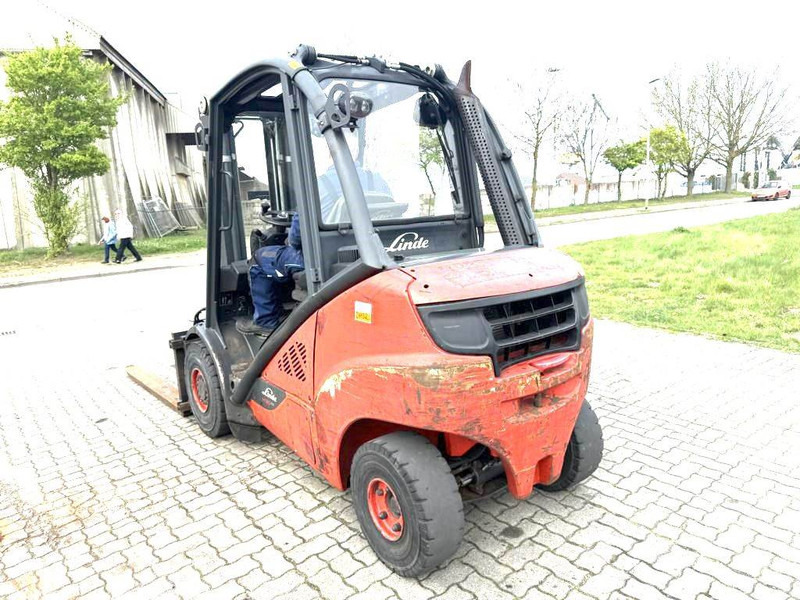 Linde H30D-02 - Empilhador a diesel: foto 5 Linde H30D-02 - Empilhador a diesel: foto 5