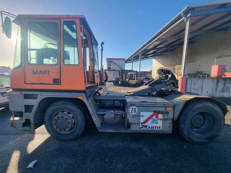 Mafi MT36 4x4DL - Tractor de terminal: foto 4 Mafi MT36 4x4DL - Tractor de terminal: foto 4