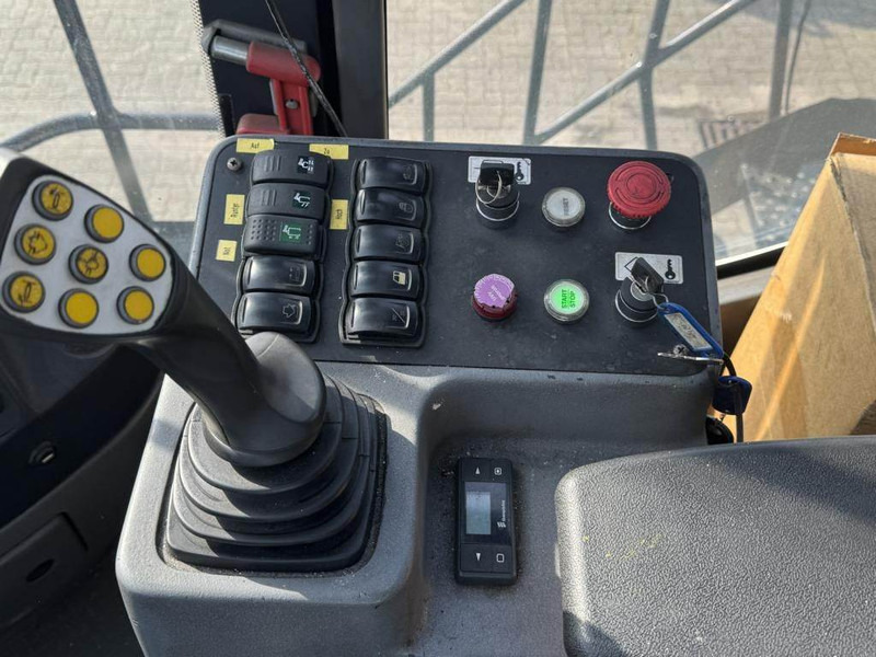 Reachstacker porta contentores Sany SRSC4531G: foto 9