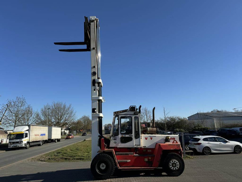 Svetruck 13.6-120-32 - Empilhador a diesel: foto 4 Svetruck 13.6-120-32 - Empilhador a diesel: foto 4