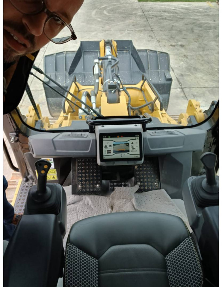 Pá carregadoras de rastos CAT 963: foto 15