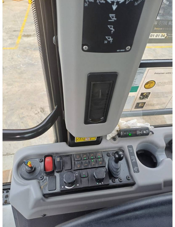 Pá carregadoras de rastos CAT 963: foto 14