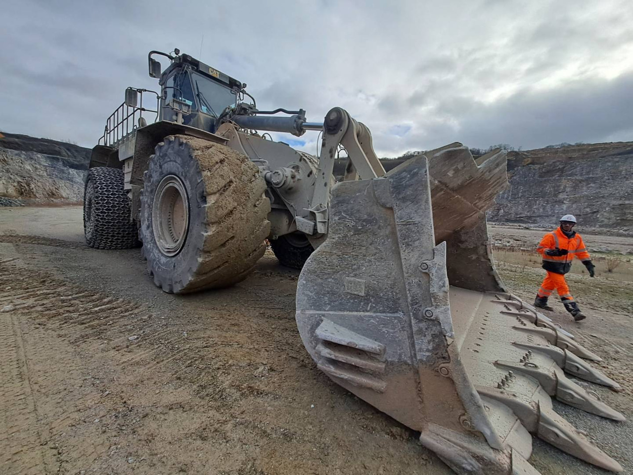 CAT 992K - Pá carregadora de rodas: foto 2 CAT 992K - Pá carregadora de rodas: foto 2