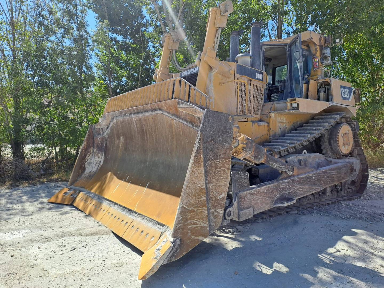 CAT D10T - Buldôzer: foto 1 CAT D10T - Buldôzer: foto 1