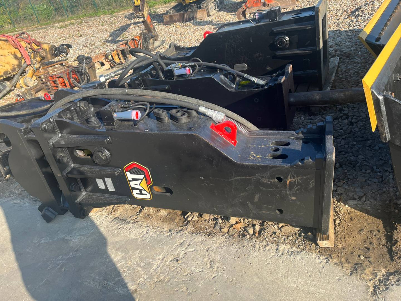 CAT H130GCS/CW40S - Martelo hidráulico: foto 1 CAT H130GCS/CW40S - Martelo hidráulico: foto 1