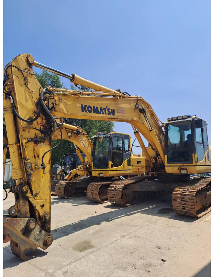 KOMATSU PC210LC - Escavadora de rastos: foto 1 KOMATSU PC210LC - Escavadora de rastos: foto 1