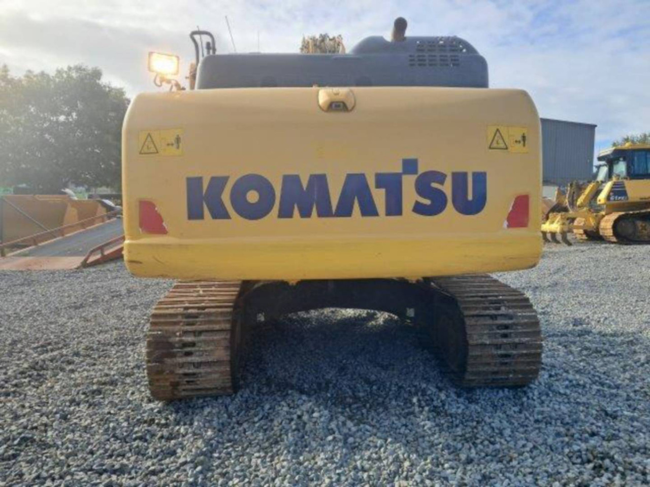 Escavadora de rastos KOMATSU PC240LC7: foto 11