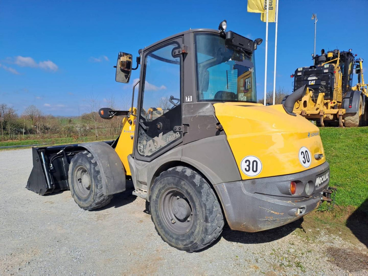 MECALAC AX1000 - Mini pá carregadora: foto 4 MECALAC AX1000 - Mini pá carregadora: foto 4