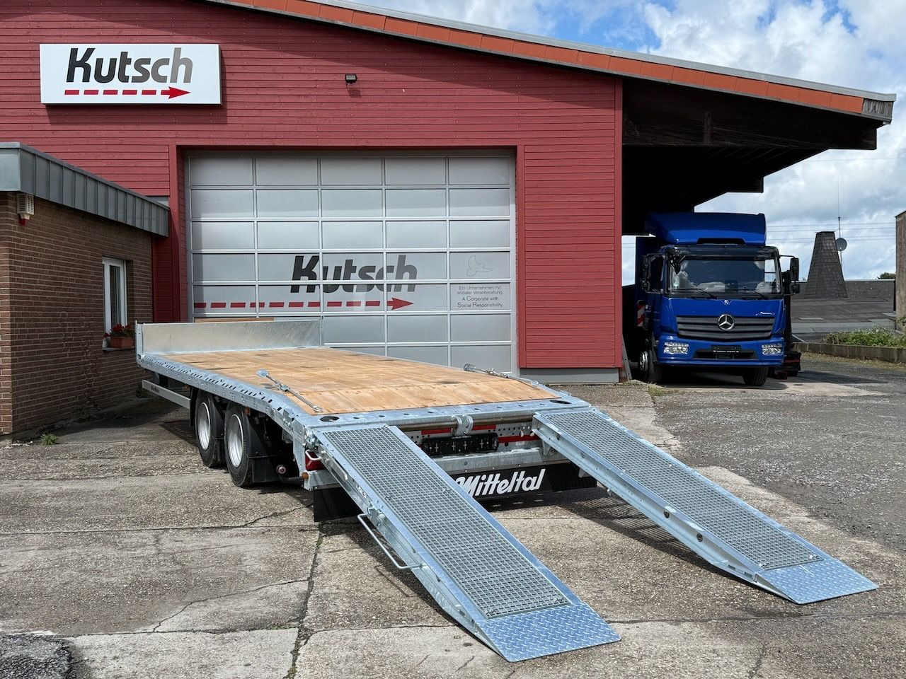 Müller-Mitteltal ETÜTAR 14,4 Tieflader, LED, Runduml. RDÜ - Reboque plataforma/ Caixa aberta: foto 2 Müller-Mitteltal ETÜTAR 14,4 Tieflader, LED, Runduml. RDÜ - Reboque plataforma/ Caixa aberta: foto 2