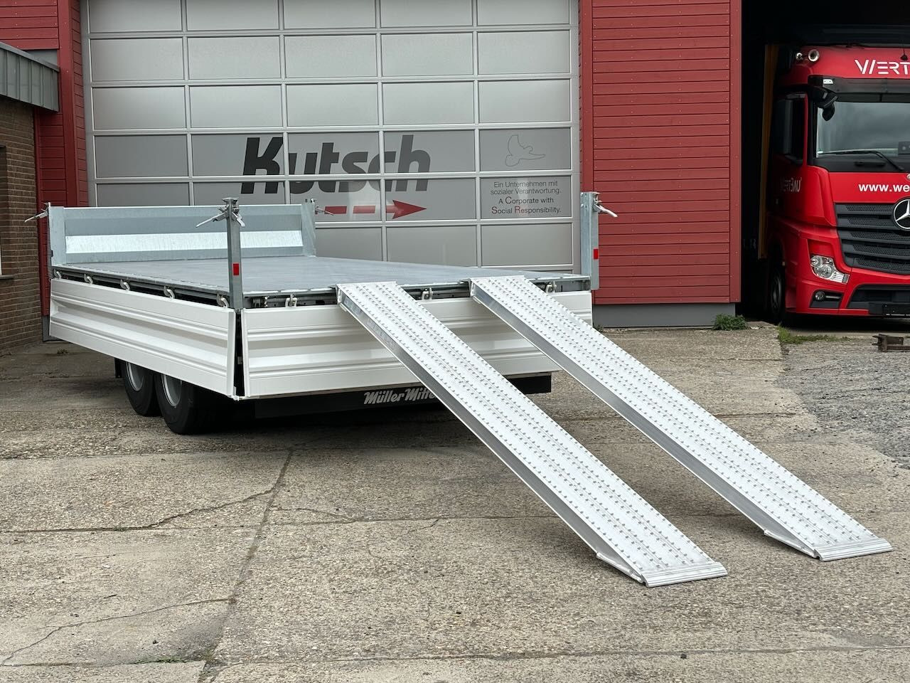 Müller-Mitteltal KA-TA-R 11,9/024 Breitreifen, Alu-Rampen, LED - Reboque basculante: foto 1 Müller-Mitteltal KA-TA-R 11,9/024 Breitreifen, Alu-Rampen, LED - Reboque basculante: foto 1