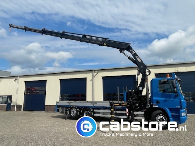 DAF CF 85.360 FAN 6x2 Euro 5 - Open laadbak + HIAB XS 377 EP-5 Hipro laadkraan - Remote control - Bouwjaar 2006 - Zeer goede conditie - Camião grua: foto 3 DAF CF 85.360 FAN 6x2 Euro 5 - Open laadbak + HIAB XS 377 EP-5 Hipro laadkraan - Remote control - Bouwjaar 2006 - Zeer goede conditie - Camião grua: foto 3