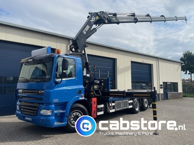 DAF CF 85.360 FAN 6x2 Euro 5 - Open laadbak + HIAB XS 377 EP-5 Hipro laadkraan - Remote control - Bouwjaar 2006 - Zeer goede conditie - Camião grua: foto 2 DAF CF 85.360 FAN 6x2 Euro 5 - Open laadbak + HIAB XS 377 EP-5 Hipro laadkraan - Remote control - Bouwjaar 2006 - Zeer goede conditie - Camião grua: foto 2