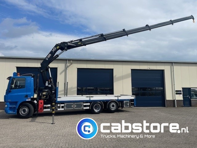 DAF CF 85.360 FAN 6x2 Euro 5 - Open laadbak + HIAB XS 377 EP-5 Hipro laadkraan - Remote control - Bouwjaar 2006 - Zeer goede conditie - Camião de caixa aberta/ Plataforma, Camião grua: foto 4 DAF CF 85.360 FAN 6x2 Euro 5 - Open laadbak + HIAB XS 377 EP-5 Hipro laadkraan - Remote control - Bouwjaar 2006 - Zeer goede conditie - Camião de caixa aberta/ Plataforma, Camião grua: foto 4