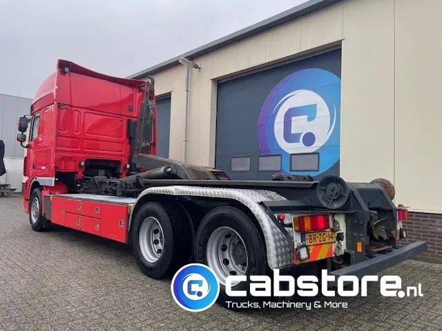 DAF XF 105 .460 FAS Euro 5 - Haakarmsysteem - Hooklift - Abrolkipper - Year 2006 - TUV 05-2025 - Camião polibenne: foto 4 DAF XF 105 .460 FAS Euro 5 - Haakarmsysteem - Hooklift - Abrolkipper - Year 2006 - TUV 05-2025 - Camião polibenne: foto 4