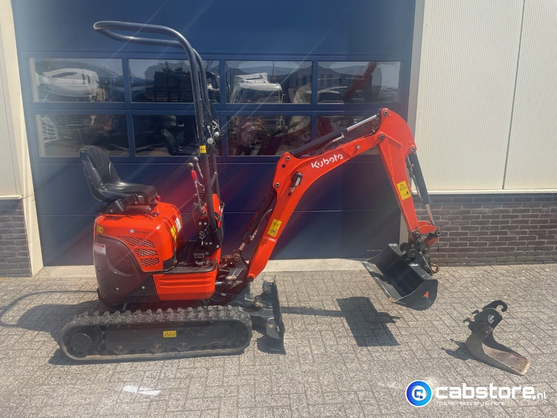 Kubota U10-3 Mini graafmachine - 900 kg - Verbreedbaar - Bouwjaar 2020 - Uren 1193 !! - 2 graafbakken - Zeer mooie machine - Mini escavadeira: foto 4 Kubota U10-3 Mini graafmachine - 900 kg - Verbreedbaar - Bouwjaar 2020 - Uren 1193 !! - 2 graafbakken - Zeer mooie machine - Mini escavadeira: foto 4