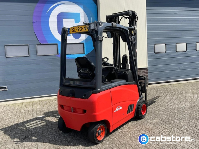 Linde E18PH-01 Elektrische hef truck - Electric Forklift - Year 2011- Side shift - Vorkverstelling - Empilhador: foto 3 Linde E18PH-01 Elektrische hef truck - Electric Forklift - Year 2011- Side shift - Vorkverstelling - Empilhador: foto 3