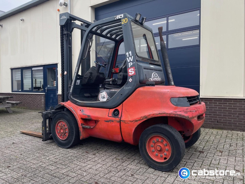 Linde H45D Bouwjaar 2002 - Draaiuren 15.485 - Side Shift - Vorkverstelling - Half gesloten cabine - 4500 kg - Empilhador a diesel: foto 4 Linde H45D Bouwjaar 2002 - Draaiuren 15.485 - Side Shift - Vorkverstelling - Half gesloten cabine - 4500 kg - Empilhador a diesel: foto 4