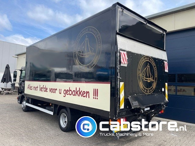 MAN TGL 8.180 4X2 BB Euro 5 - Handgeschakelde versnellingsbak - Laadklep - Bouwjaar 2010 - 3 zitplaatsen - Camião furgão: foto 3 MAN TGL 8.180 4X2 BB Euro 5 - Handgeschakelde versnellingsbak - Laadklep - Bouwjaar 2010 - 3 zitplaatsen - Camião furgão: foto 3