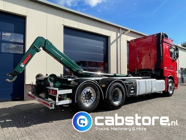 Mercedes-Benz ACTROS 2542 6x2 Euro 6 - HIAB-Multilift 26 Ton's Haakarmsysteem - Containerlift -Bouwjaar 2016 - Km 544.497 - Camião polibenne: foto 5 Mercedes-Benz ACTROS 2542 6x2 Euro 6 - HIAB-Multilift 26 Ton's Haakarmsysteem - Containerlift -Bouwjaar 2016 - Km 544.497 - Camião polibenne: foto 5