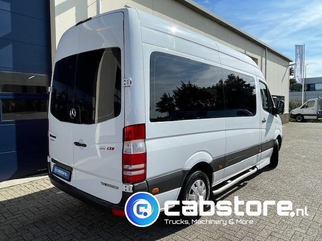 Mercedes-Benz SPRINTER 211 CDI - L2/H2- Automatische versnellingsbak - 9 Persoons - Bouwjaar 2009 - APK tot 17-01-2026 ! - Side bars - Privacy glas - Airco - Minibus, Furgão de passageiros: foto 4 Mercedes-Benz SPRINTER 211 CDI - L2/H2- Automatische versnellingsbak - 9 Persoons - Bouwjaar 2009 - APK tot 17-01-2026 ! - Side bars - Privacy glas - Airco - Minibus, Furgão de passageiros: foto 4