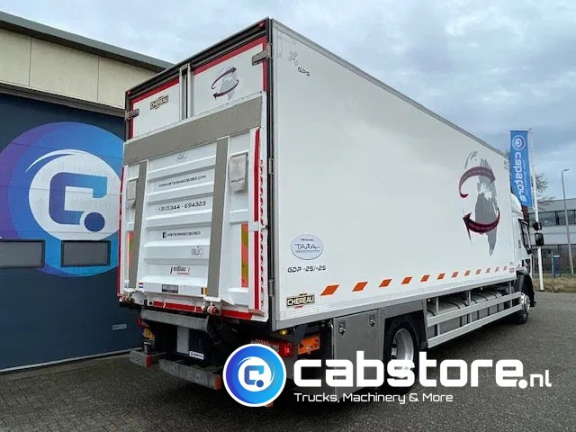 Renault D-19 Wide 4x2 Koelwagen D-19 Wide 4x2 Euro 6 Koelwagen - Kuhlkoffer - Frigo -Thermobox - Year 2015 - CHEREAU BOX - CARRIER Supra 850U - Camião frigorífico: foto 4 Renault D-19 Wide 4x2 Koelwagen D-19 Wide 4x2 Euro 6 Koelwagen - Kuhlkoffer - Frigo -Thermobox - Year 2015 - CHEREAU BOX - CARRIER Supra 850U - Camião frigorífico: foto 4