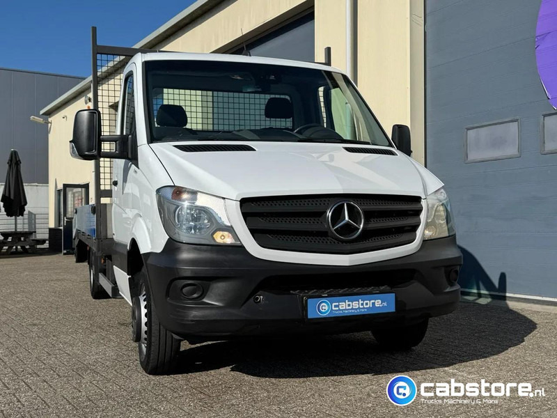 Mercedes-Benz Sprinter 516 CDI 2.2 163 Pk Euro 6 - Oprijwagen - Trekhaak - Year 2017 - Veículo comercial: foto 5 Mercedes-Benz Sprinter 516 CDI 2.2 163 Pk Euro 6 - Oprijwagen - Trekhaak - Year 2017 - Veículo comercial: foto 5