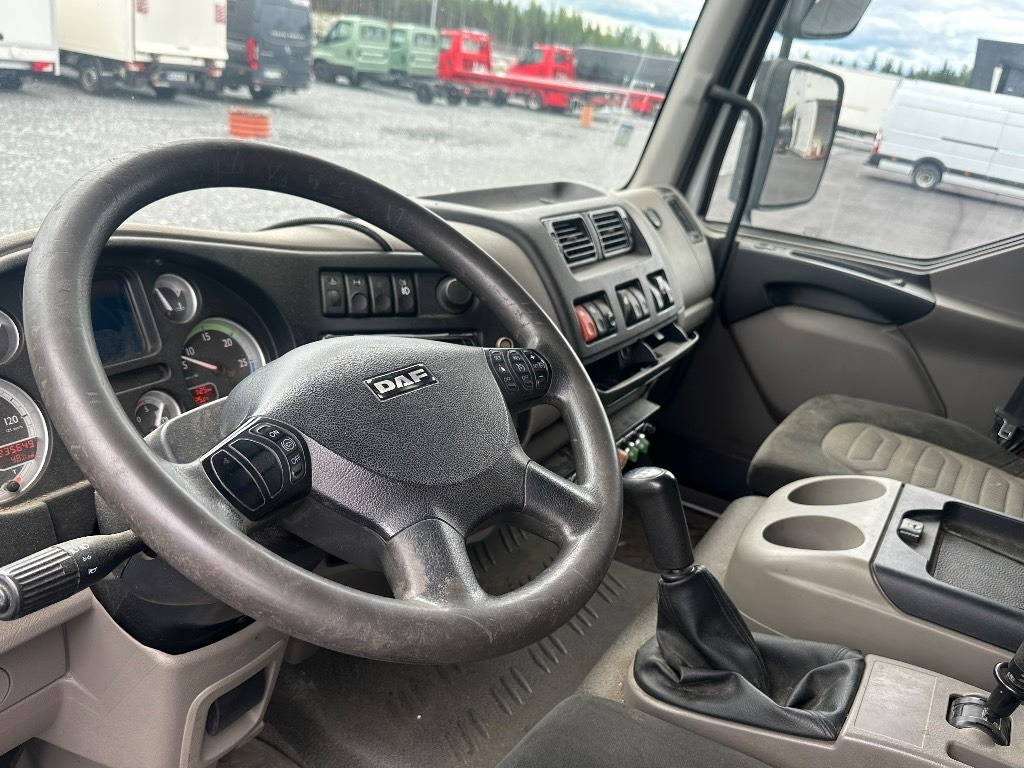 Camião grua DAF 55.180 henkilönostin: foto 15