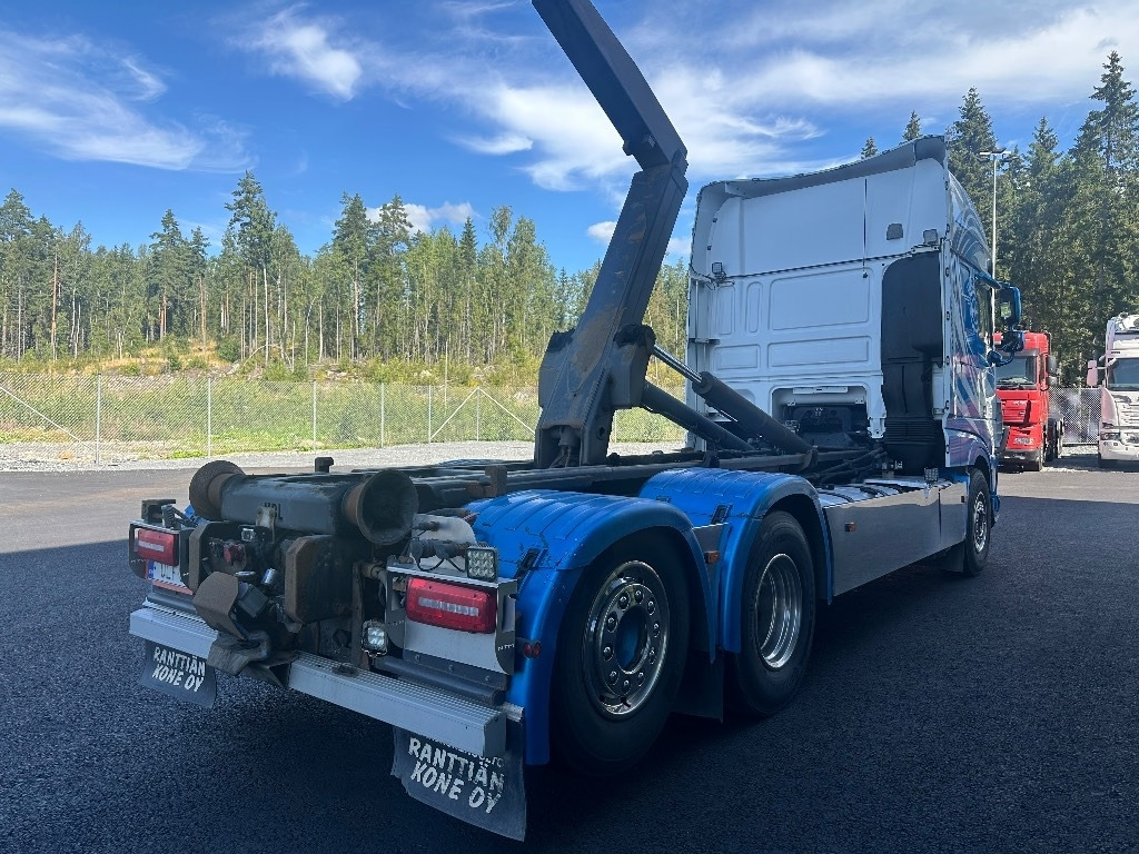 DAF XF 530 6x2*4 - Camião polibenne: foto 4 DAF XF 530 6x2*4 - Camião polibenne: foto 4