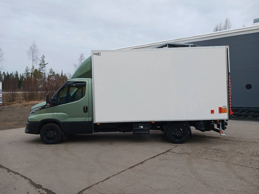 Furgão novo Iveco Daily 35S18A8: foto 8