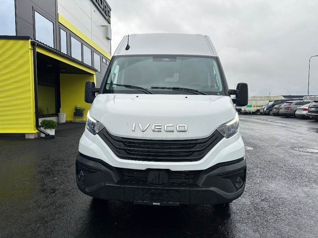 Iveco Daily 50C18A8 16m3 - Furgão: foto 2 Iveco Daily 50C18A8 16m3 - Furgão: foto 2